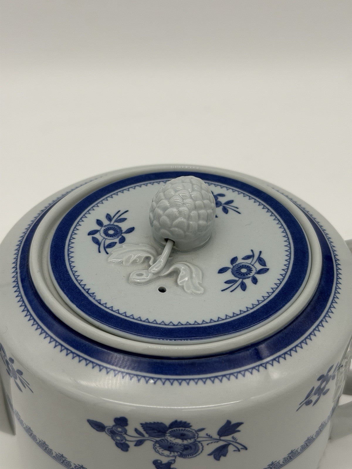 Vintage Spode Blue Gloucester Teapot 5 5/8" high England New Stone Porcelain