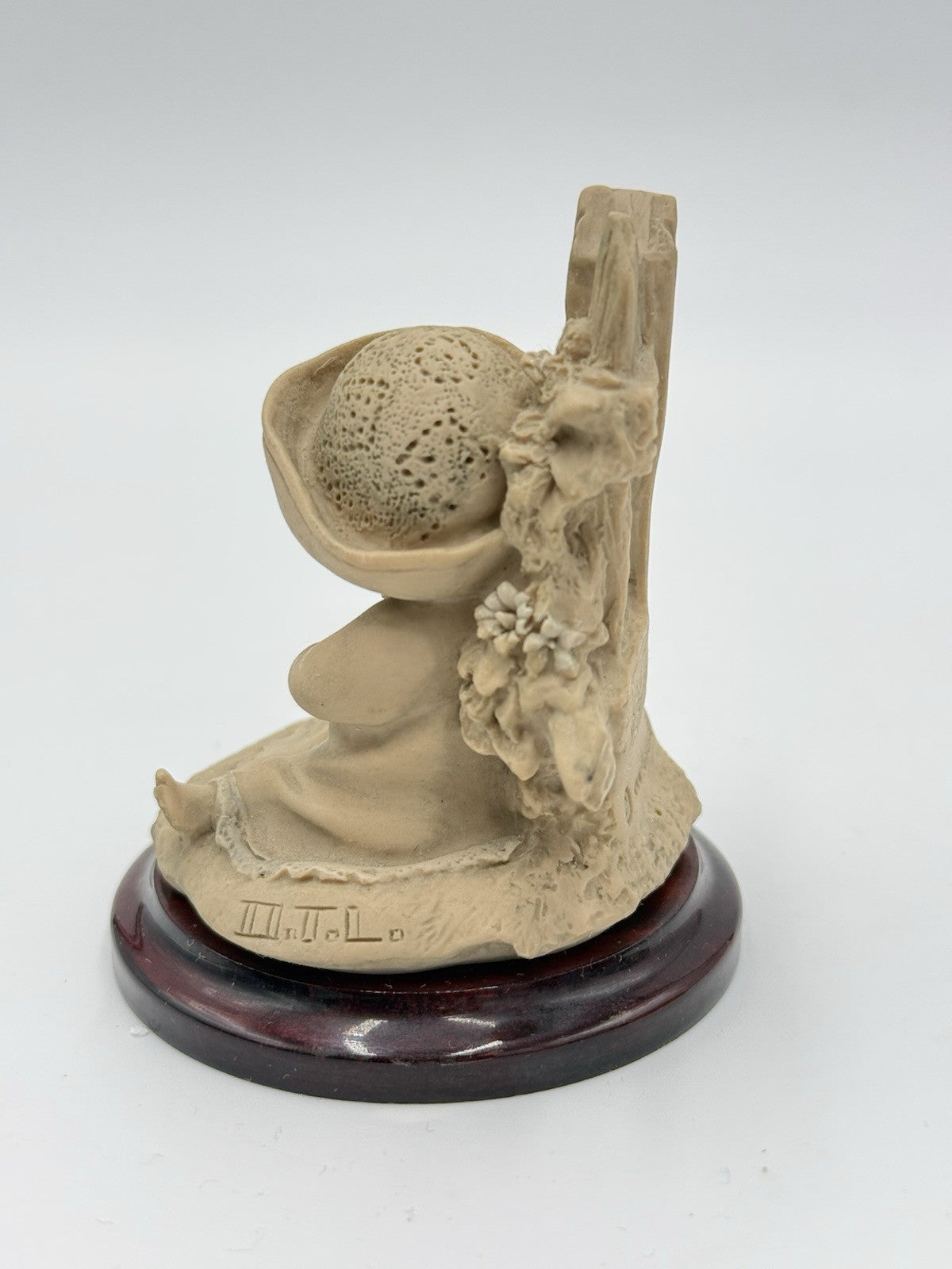 Rare Giuseppe Armani "New Pals" Florence Girl With Bunny Italy Figurine 3in