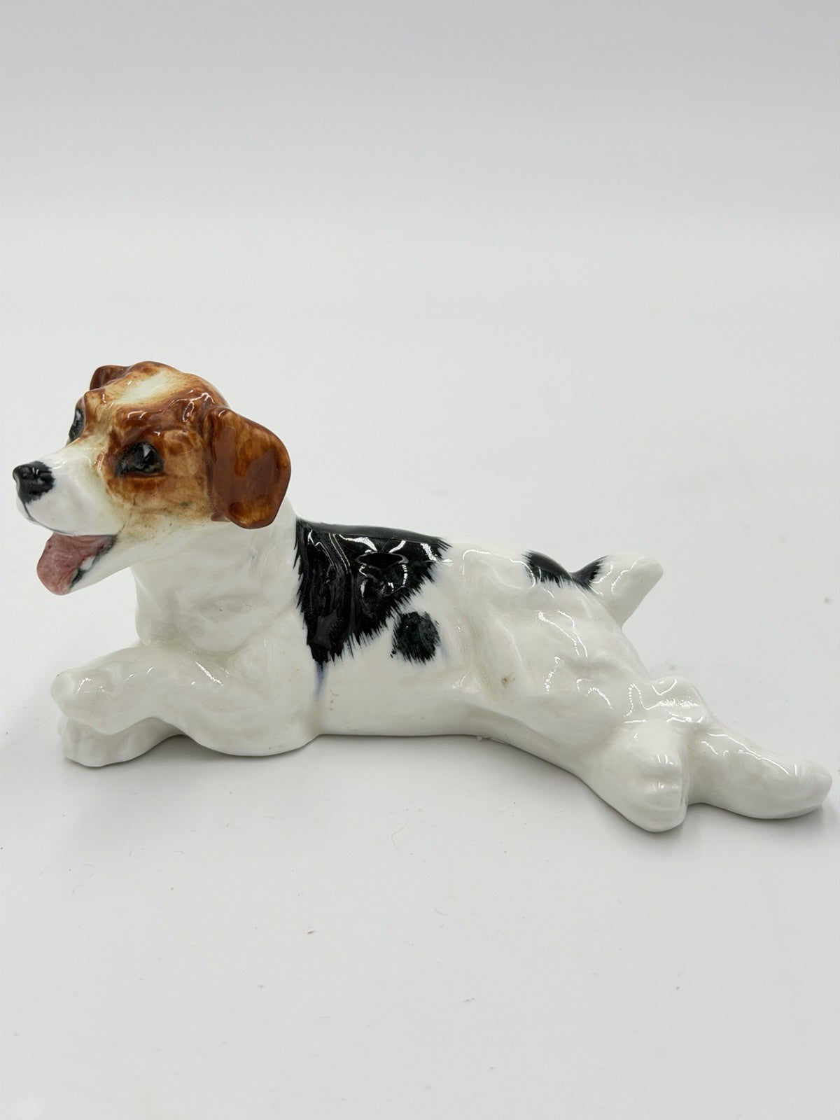 Royal Doulton Jack Russell Dog Figurine Lying Painted Model (HN1101) Figurine