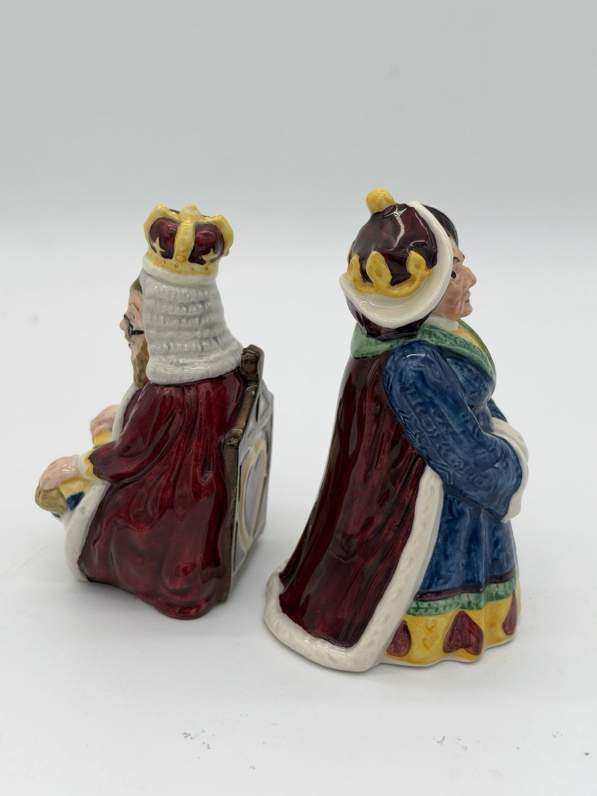 Beswick England Porcelain Alice in Wonderland King & Queen of Hearts Figurines