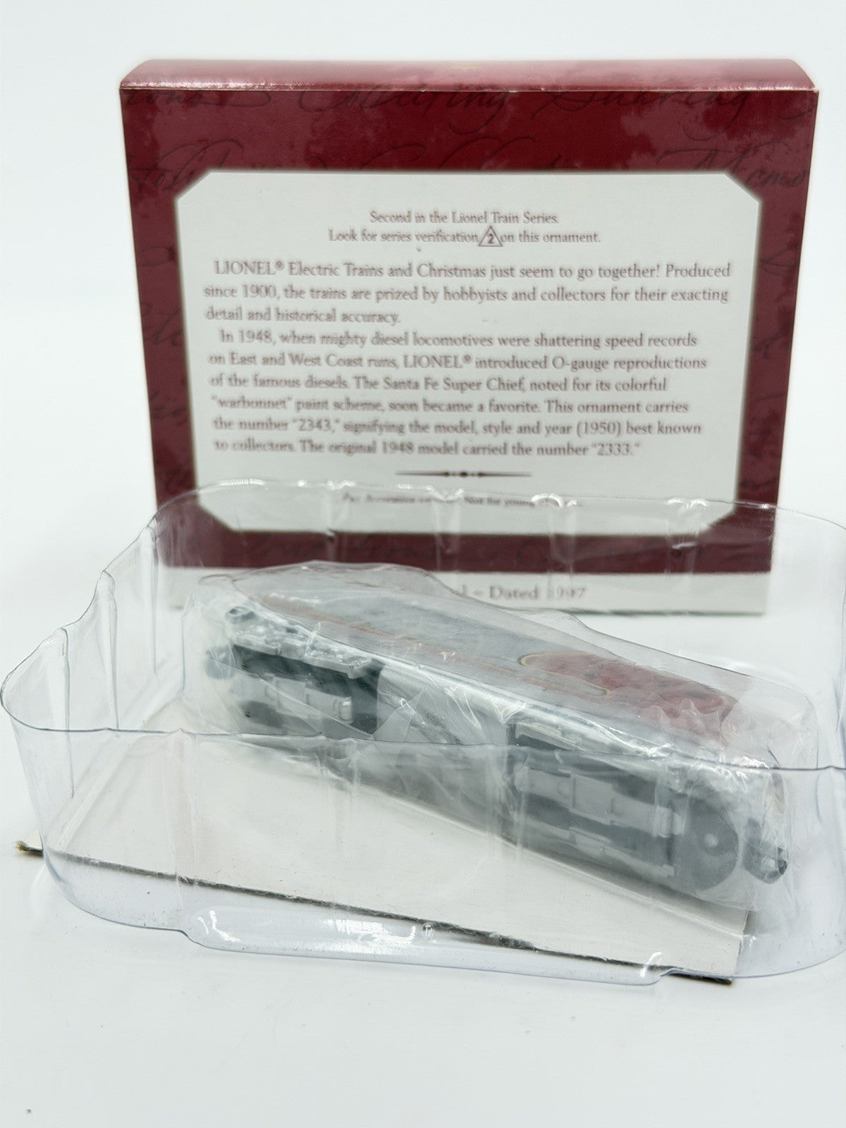 Hallmark Lionel 1950 Santa Fe F3 Diesel Locomotive Train Ornament 1997 New