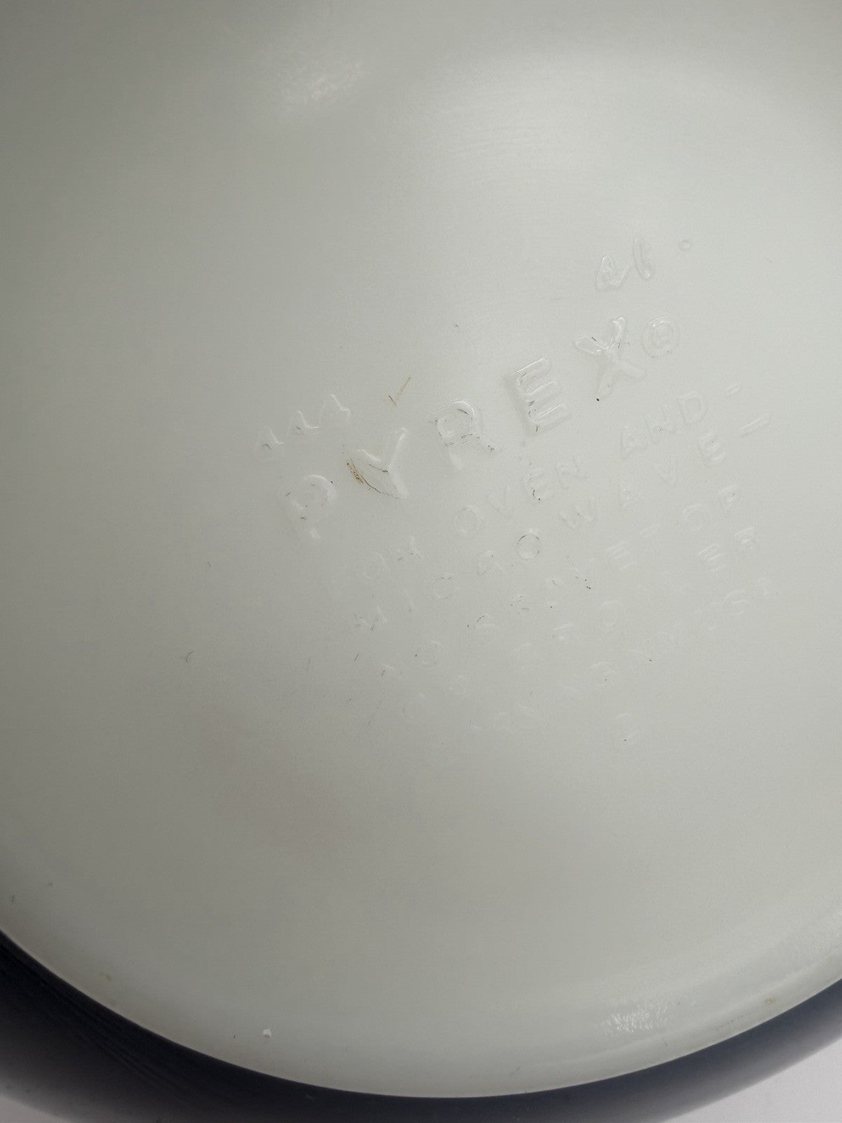 Vintage 4-Qt Pyrex Cinderella Nesting Bowl Colonial Mist Daisy Blue White #444
