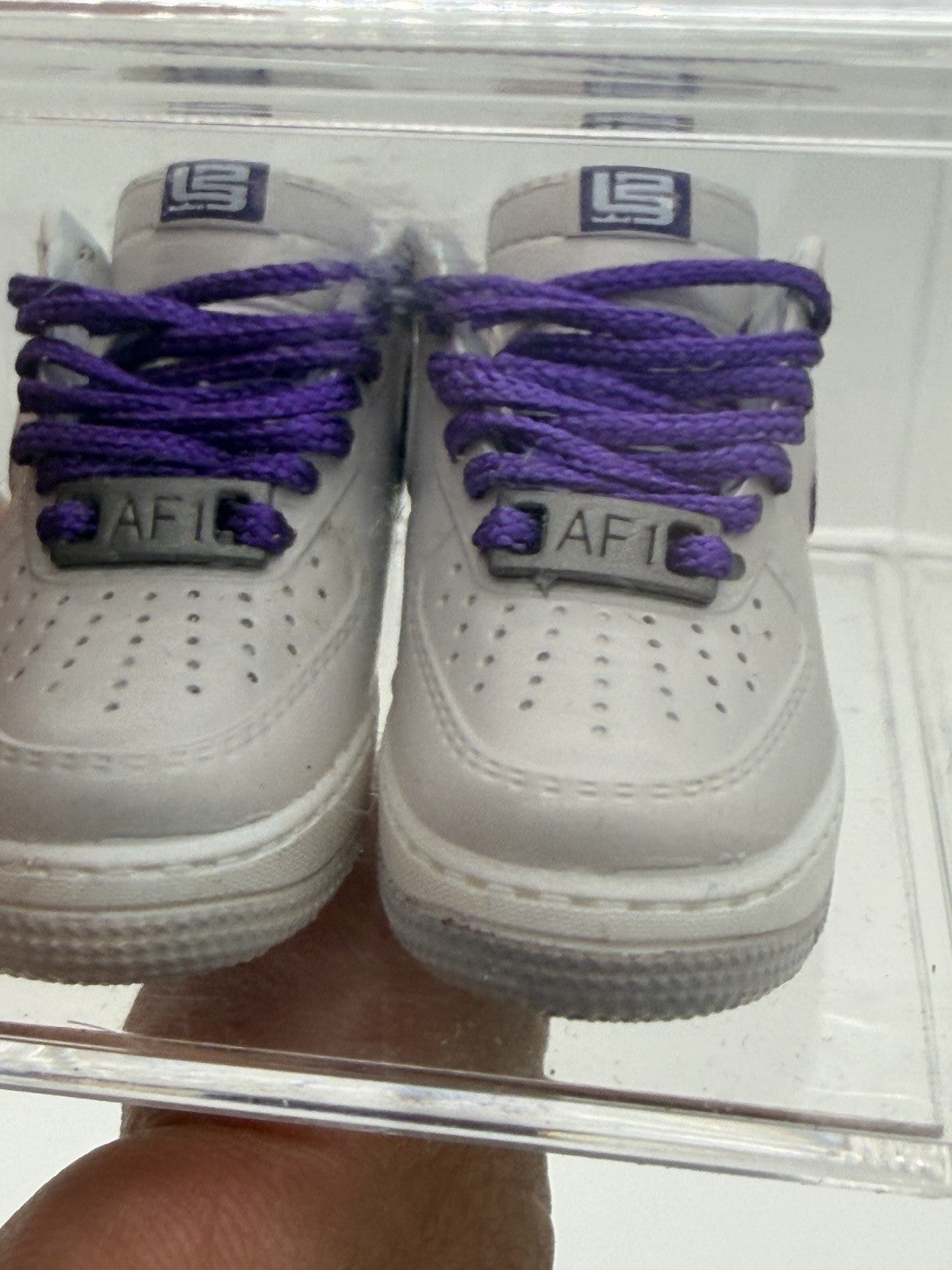 Nike Air Force 1 Miniature Figurine LeBron James x Air Force 1 Chamber of Fear