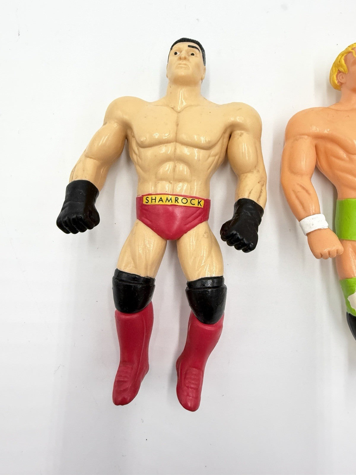 Vintage WWE Titan Sports Billy Gun & Ken Shamrock Bend-Ems action figurines