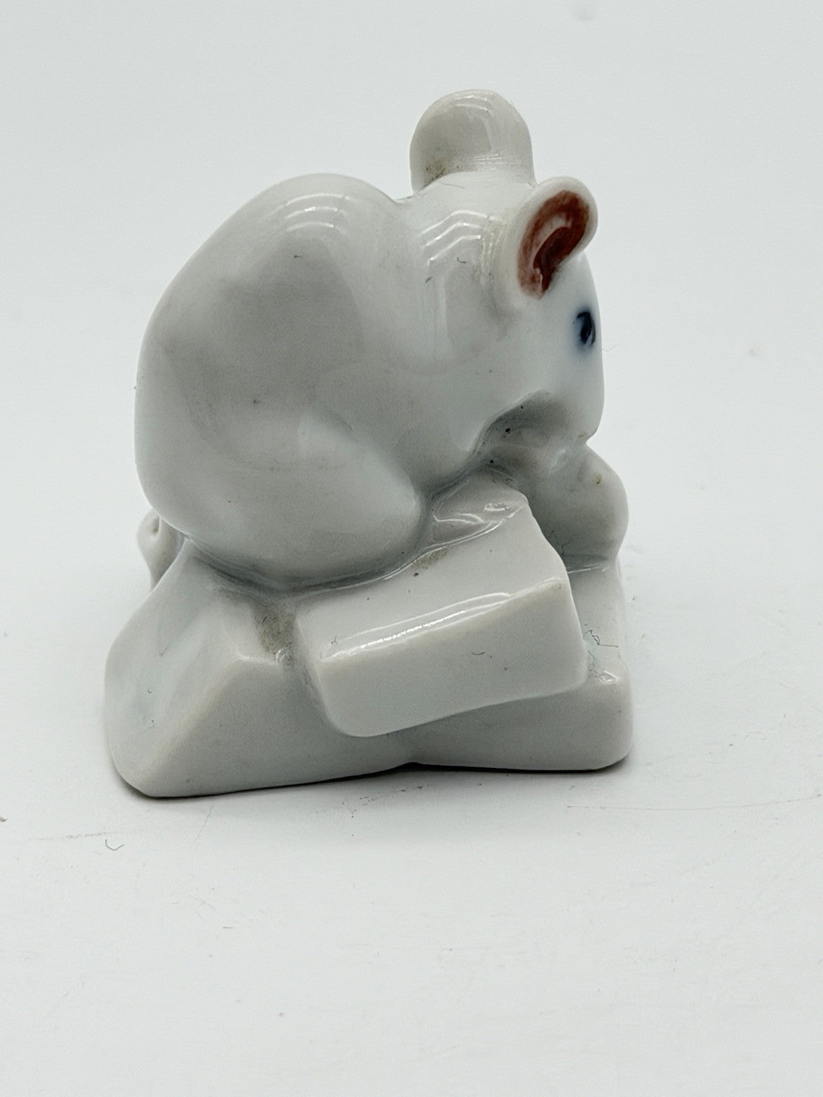 Rare Royal Copenhagen Denmark Porcelain White Mouse On Sugar Cube 1.2” Figurine