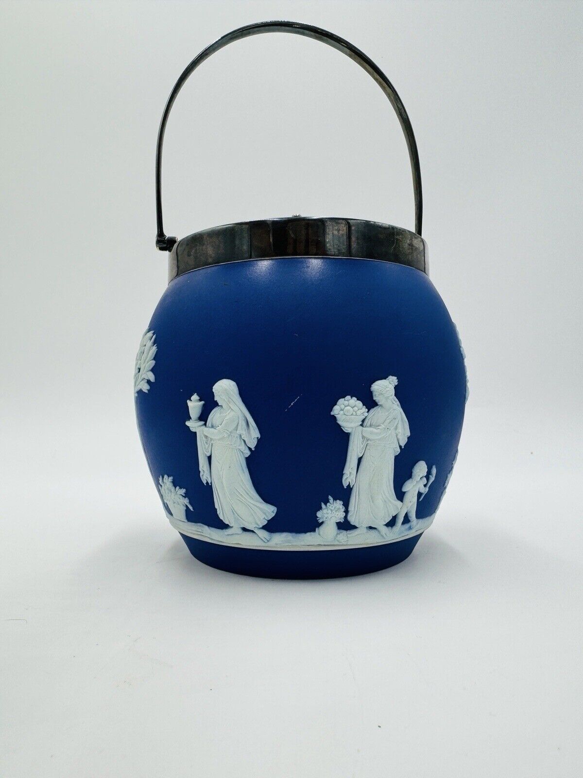 Wedgwood Jasperware Dark Blue Biscuit Lid Dipped White Round Cookie Jar 1930’s