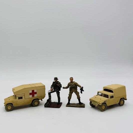 Corgi 1:64  HUMVEE  Medical Battalion 3rd Infantry Division Diecast Soldiers Lot