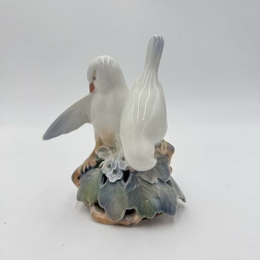 Royal Copenhagen Denmark Porcelain #402 Love Birds Figurine Vintage Painted