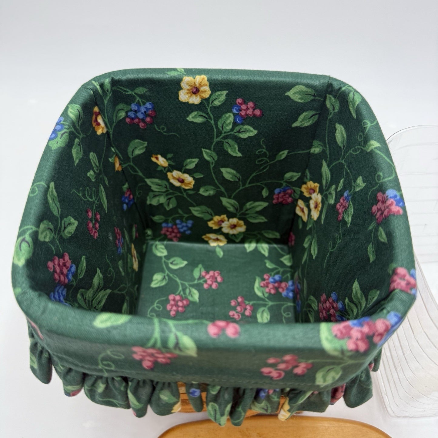 Longaberger Vintage 1996 Kleenex Basket Square W/Lid & Sturdy Fabric Liner