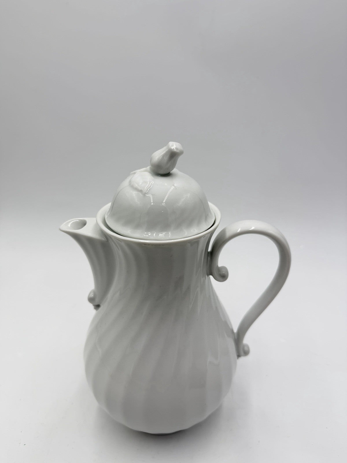 Vintage Large Kaiser Porcelain Germany White Swirl Coffee Pot 9.5”H