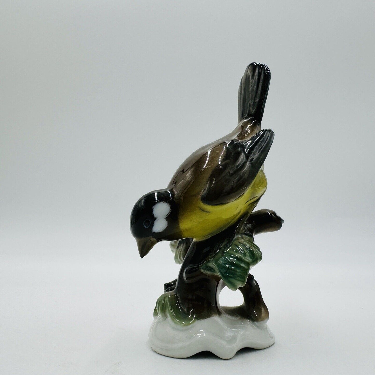 Vintage Rosenthal porcelain #849 yellow Breast Titmouse Bird Figurine Germany 4”