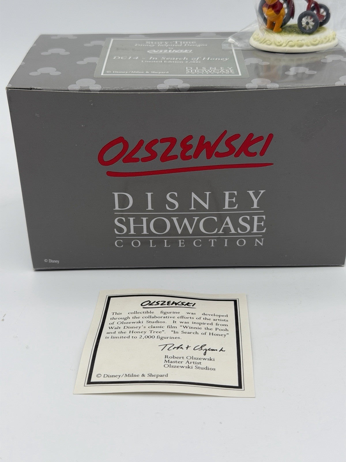 Disney Showcase Olszewski Signed Winnie the Pooh Sealed W/COA Figurine