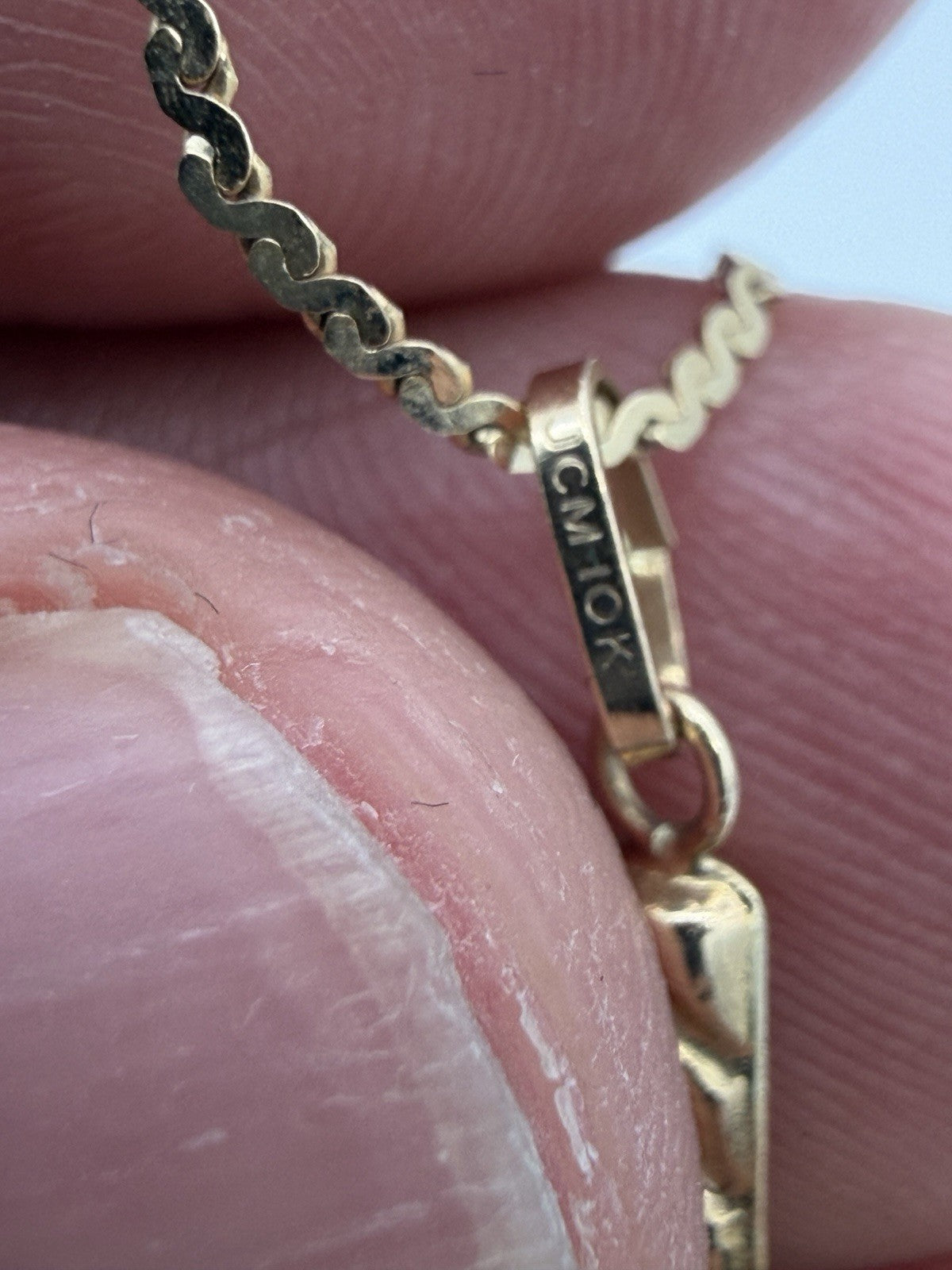 14K Yellow GOLD 2.4g Necklace Double Flat Serpentine Chain 10k Gold Cross 18”
