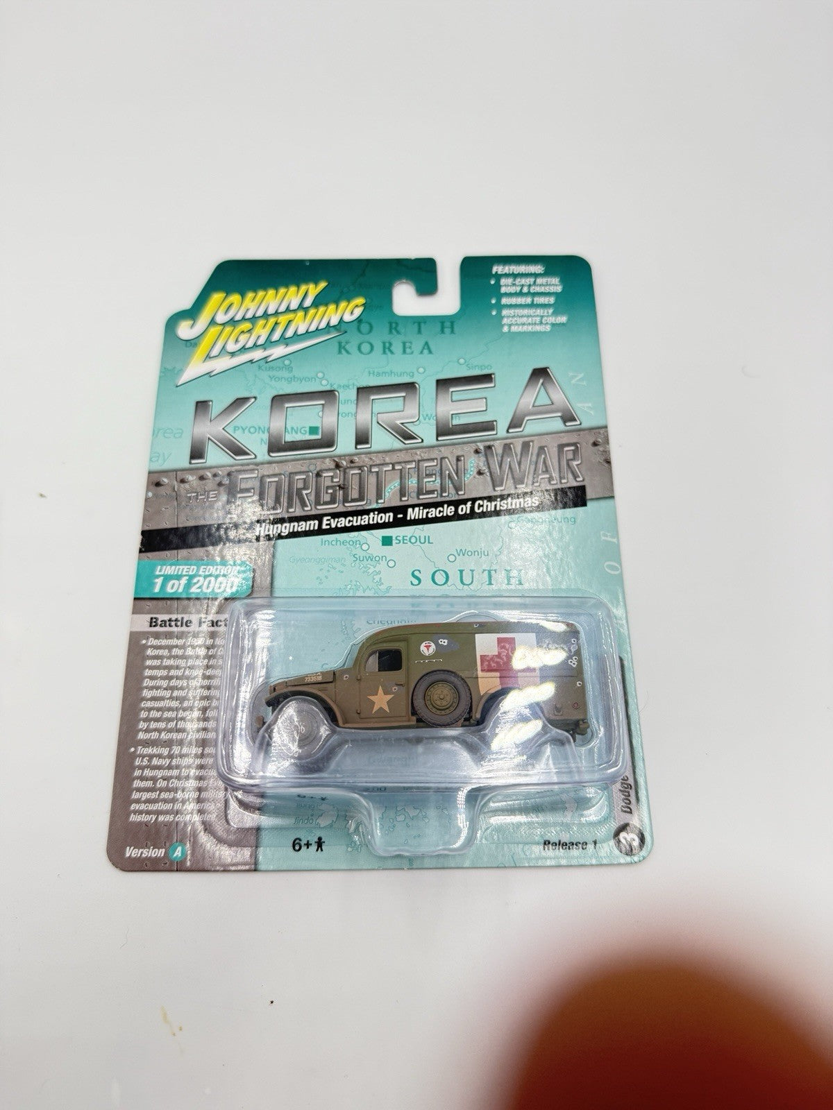 JOHNNY LIGHTNING 1/64 Dodge WC54 Ambulance KOREA 1944  Forgotten War