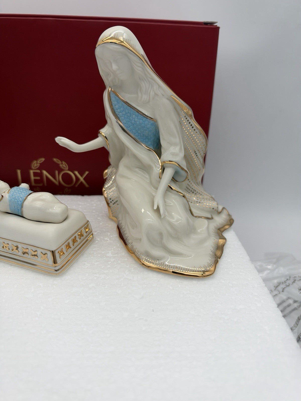 Lenox 6238430 First Blessing Nativity 3-Piece Holy Family Figurine Set