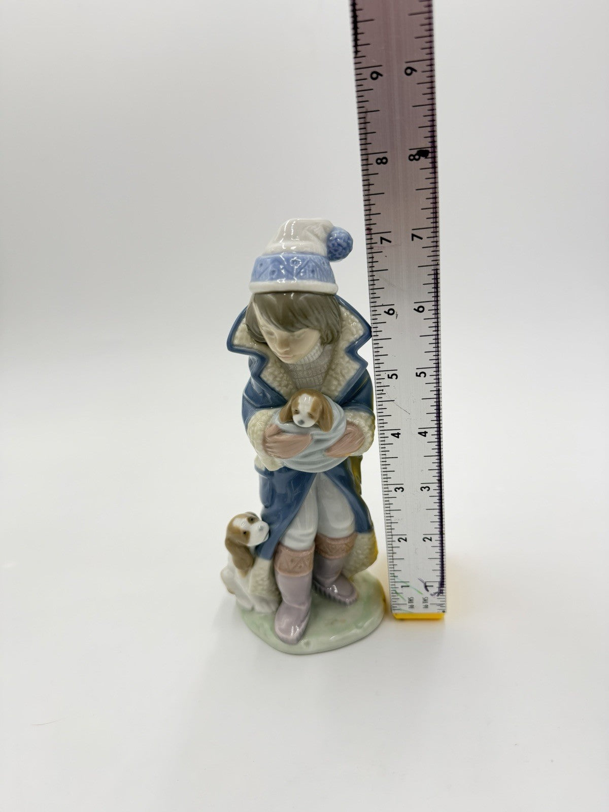 LLADRO Spain Porcelain Friday’s Child Figurine Retired #6019 Boy Puppies Dogs