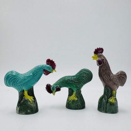 Rare Vintage Chinese Ceramic Roosters Miniature Set Export Figurines