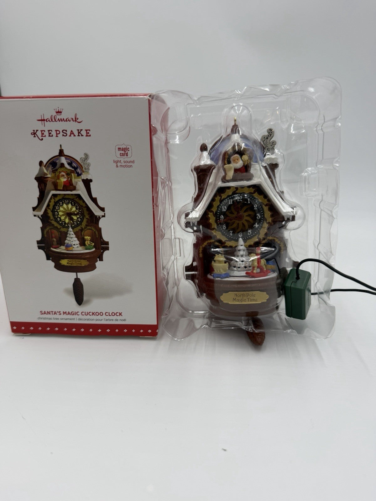 2015 Hallmark Keepsake Santa's Magic Cuckoo Clock Christmas Tree Ornament