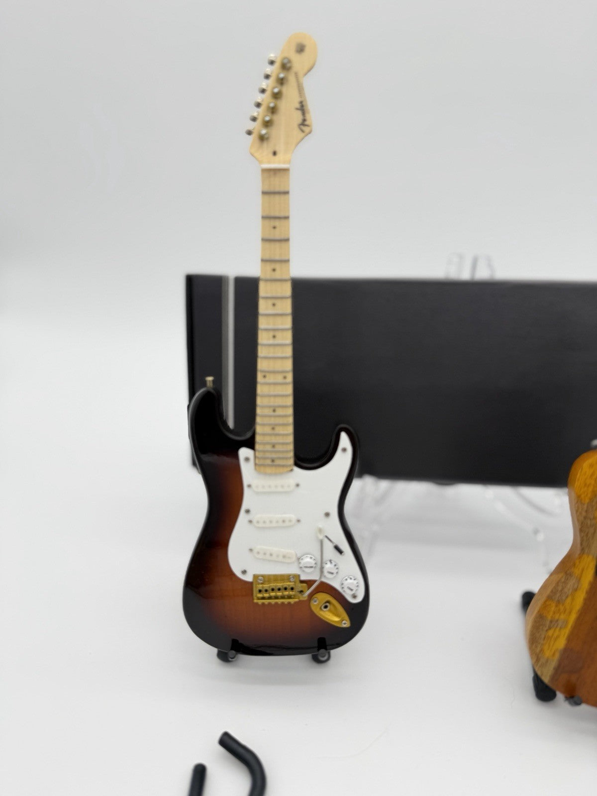 60th Anniversary Sunburst Fender Strat Bruce Springsteen Mini Guitar AXE HEAVEN