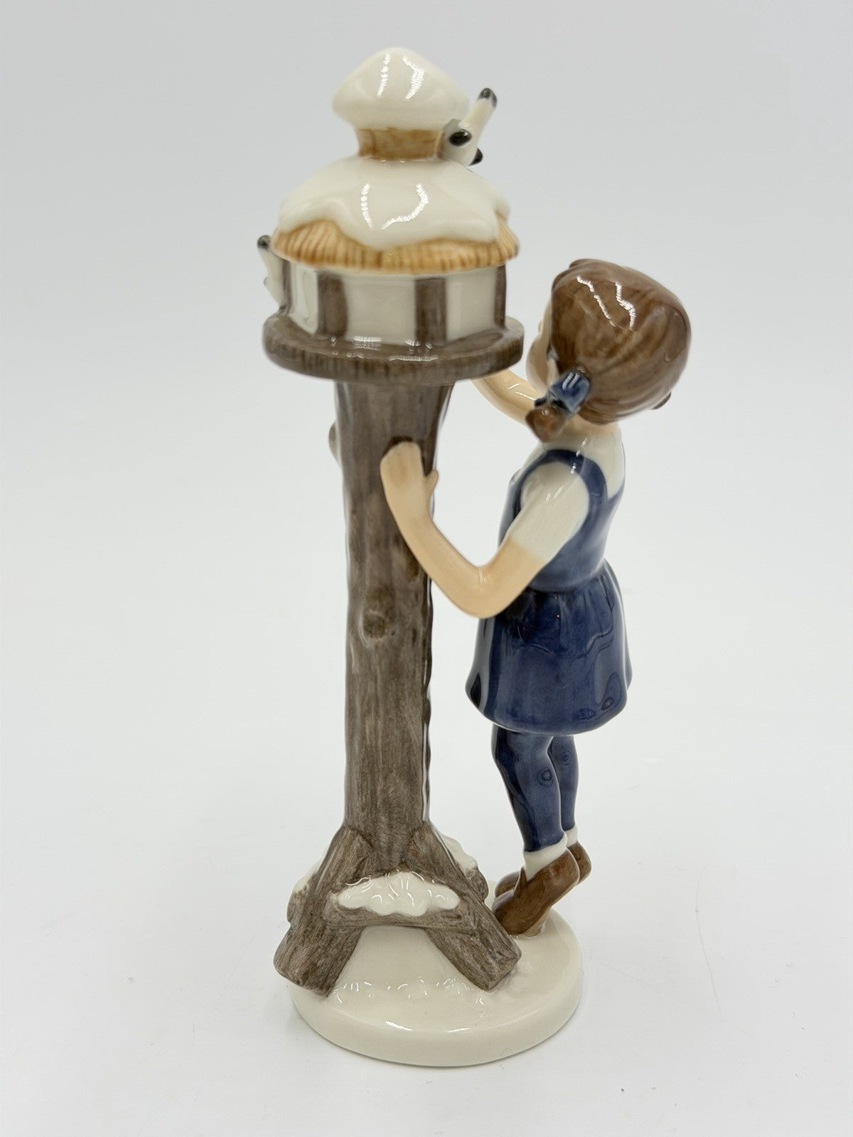 Royal Copenhagen Denmark Porcelain Painted Figurine 2001Girl Feeding Birds #757