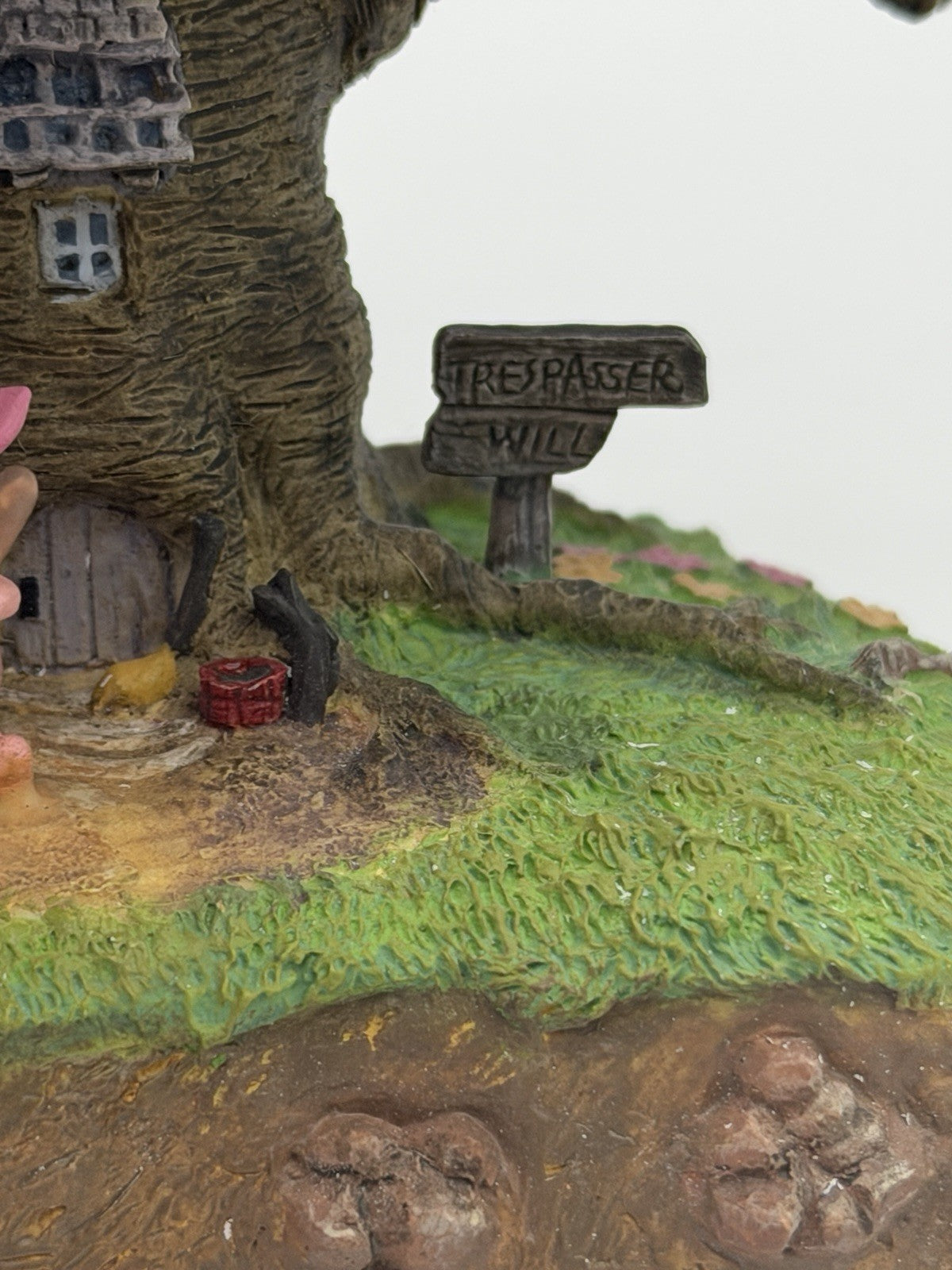 Danbury Mint Disney PIGLET'S HOUSE Winnie the Pooh Tree Figurine 4”H Rare Vtg