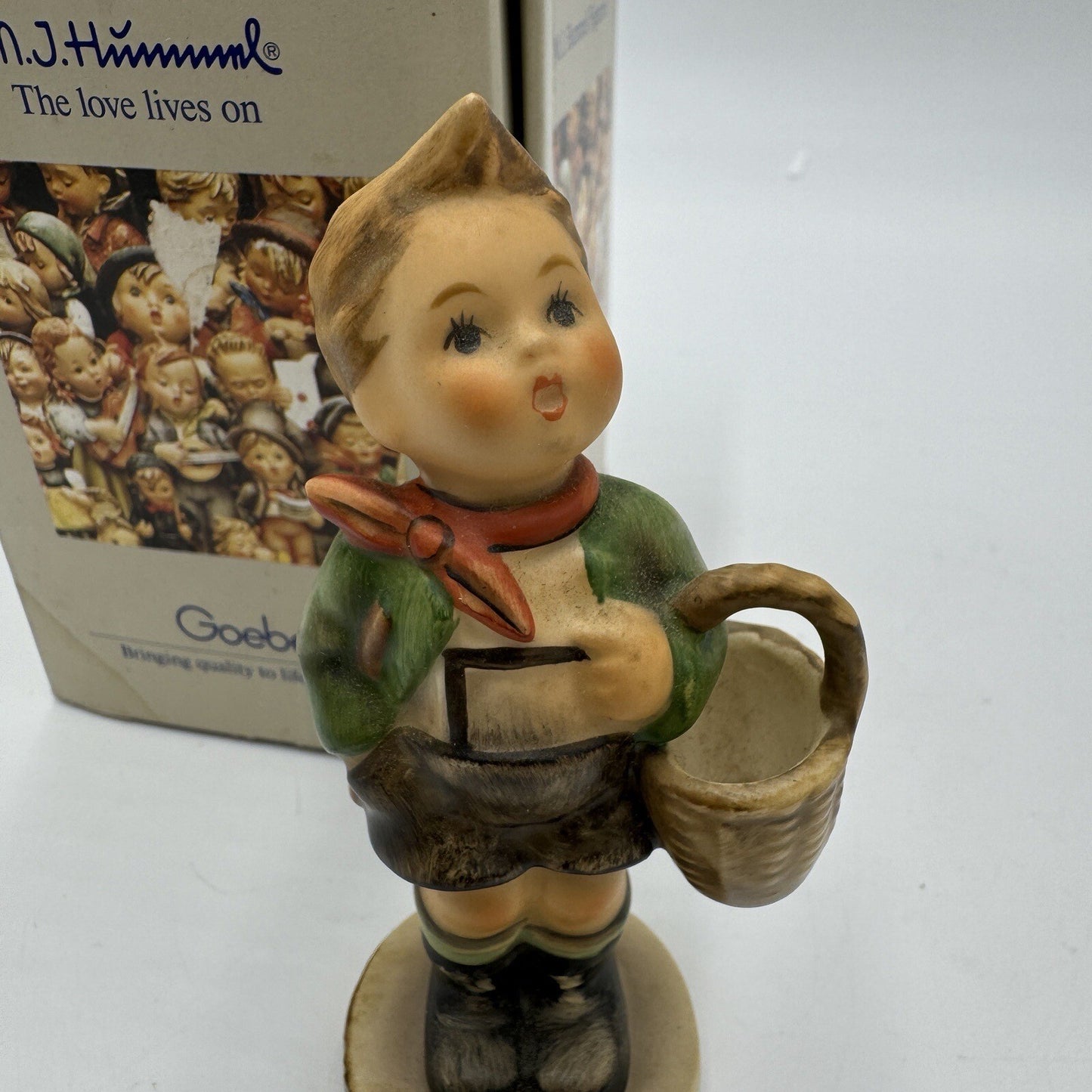 Hummel Goebel Village Boy Figurine #513 /0 4" Germany With Box