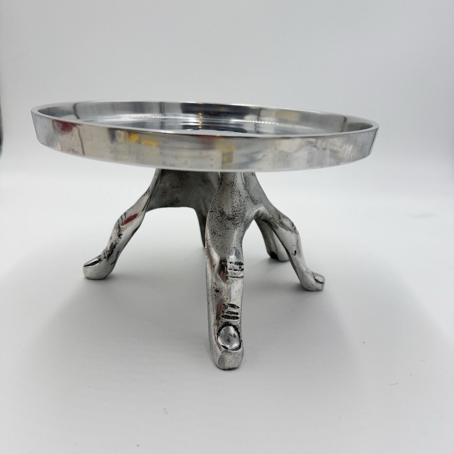 Aluminum tier tray stand hand shaped hurricane candle holder Home Decor