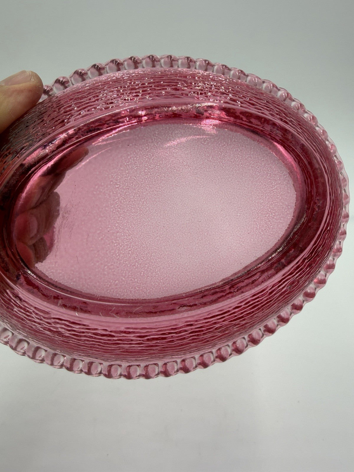 Vintage Indiana Art Glass Chicken /Hen on Nest Covered Dish Cranberry USA Rare