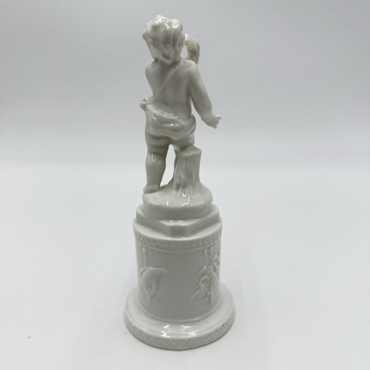 Antique Ginori 1735 Porcelain Figure Putti Holding Dove 5.5” White Glossy Italy