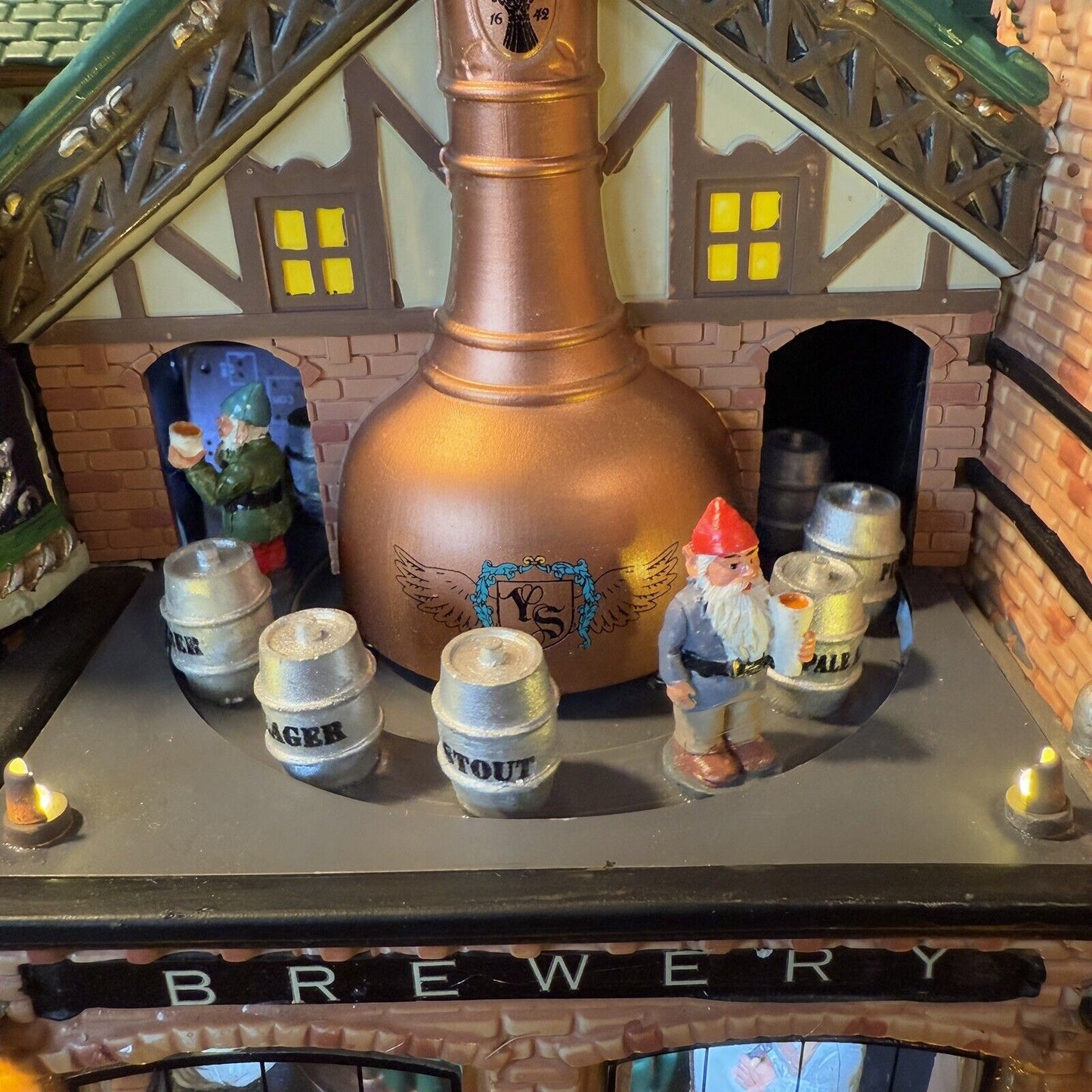 Lemax Yulesteiner Brewery German Beer Animated Sound Lighted Caddington Village