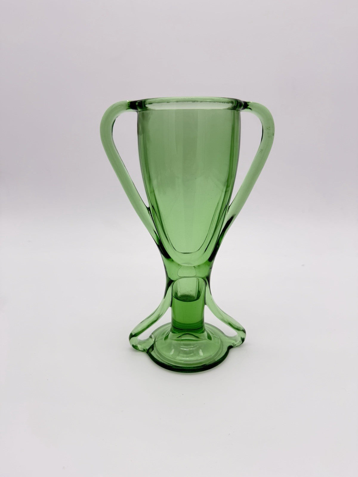 Fostoria Art Glass TUT Green Uranium Trophy Double Handle Flower VASE 8” Flawed)