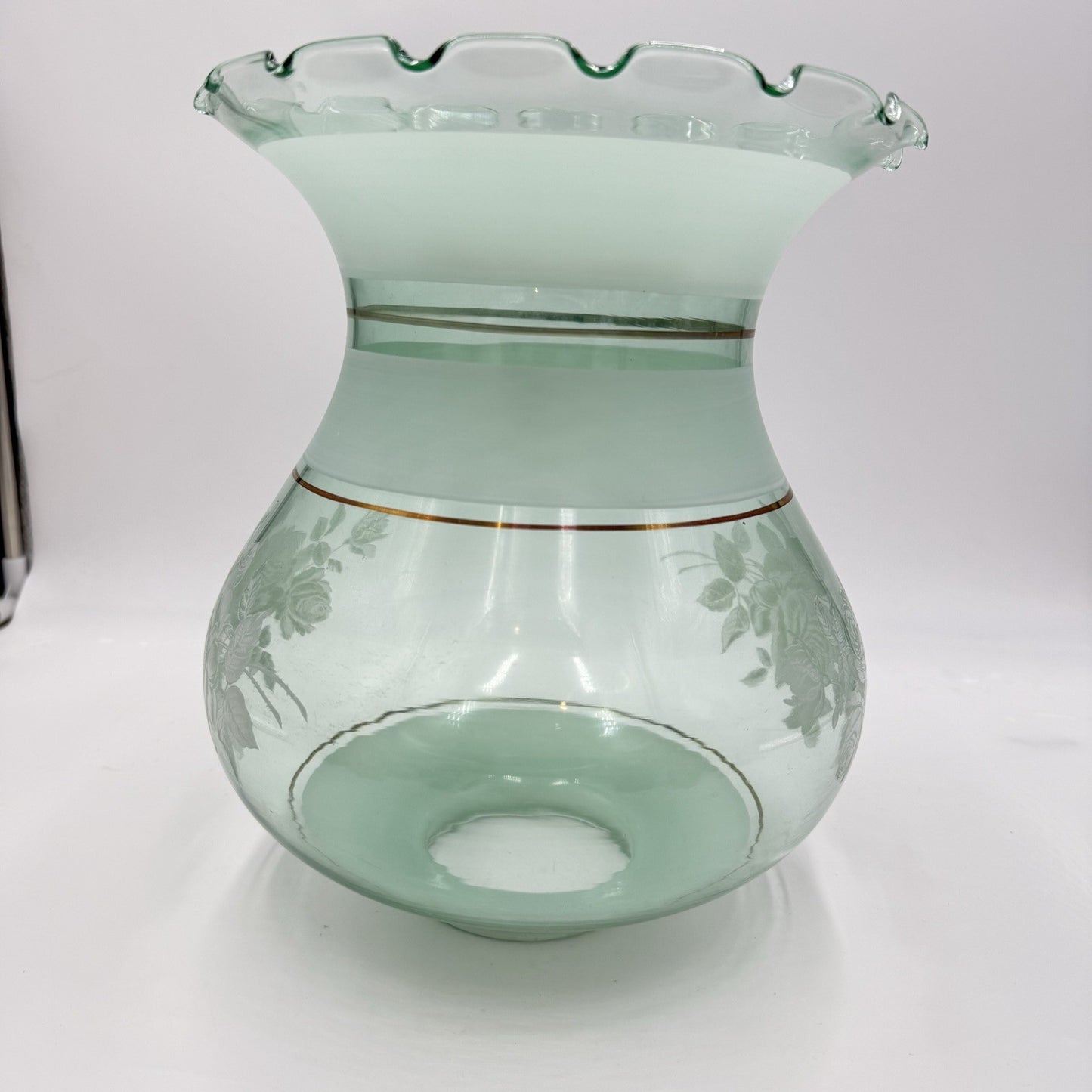 Vintage Gone With The Wind  Torschiere  Roses light Green Glass White B287 Shade