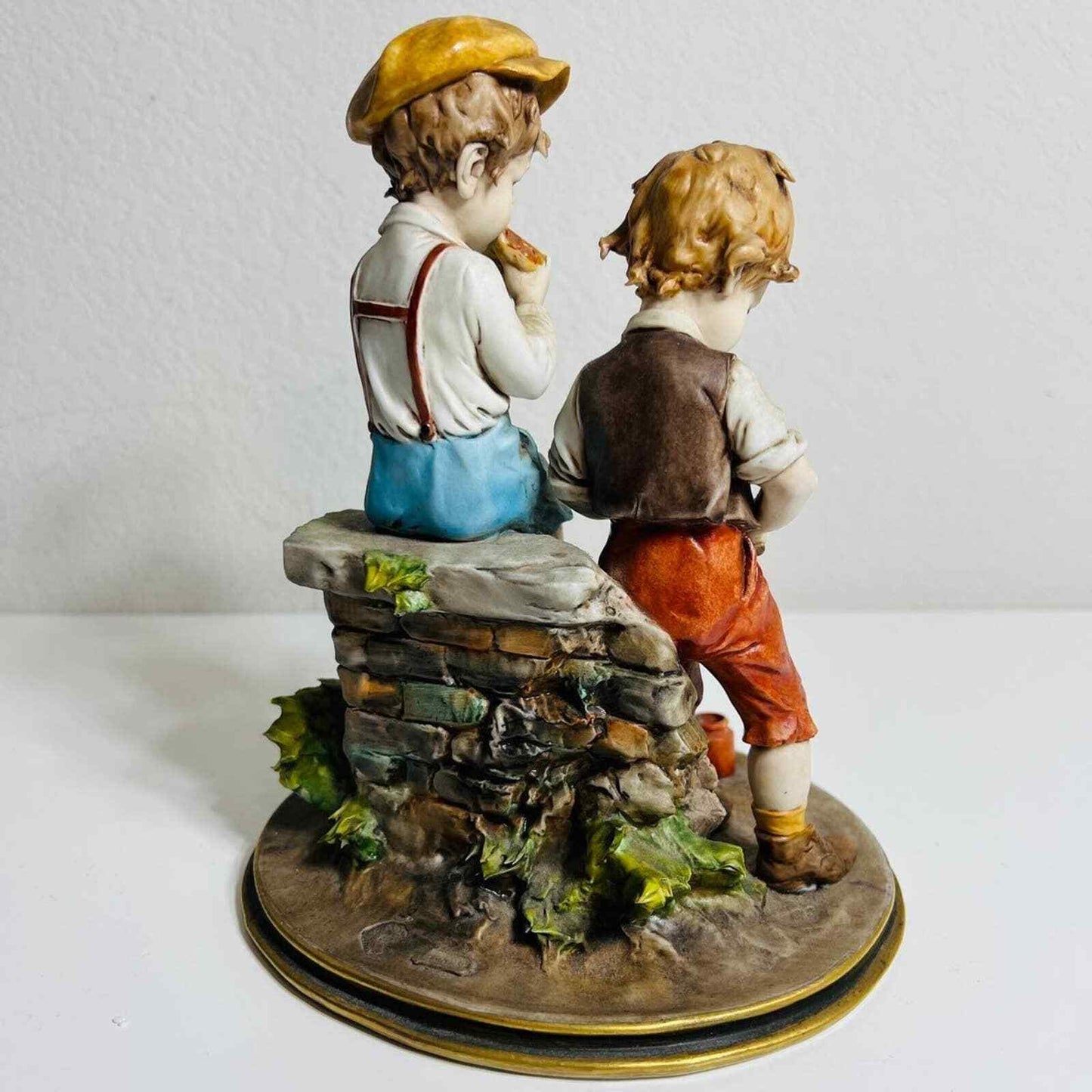 Capodimonte Figurine Triade Benacchio Children Eating Lunch Sculpture Italy