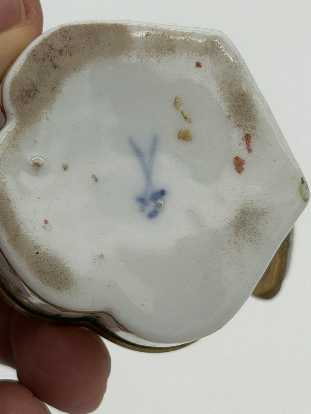 17th C Meissen Hand Painted Porcelain Trinket Box Germany Victorian Small