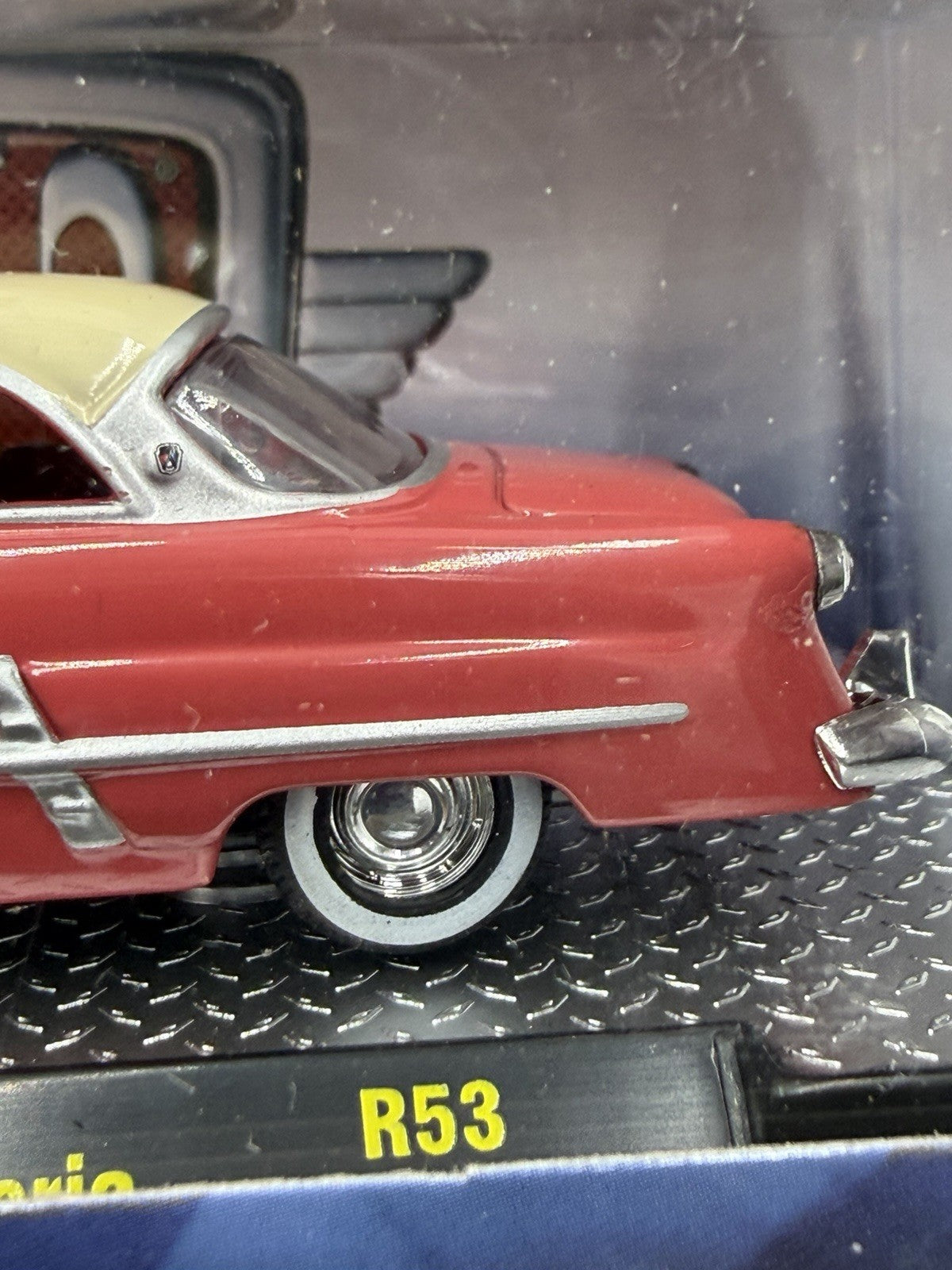 M2 Machines 1953 Ford Crestline Victoria Scale 1:64 Diecast Car Limited Edition