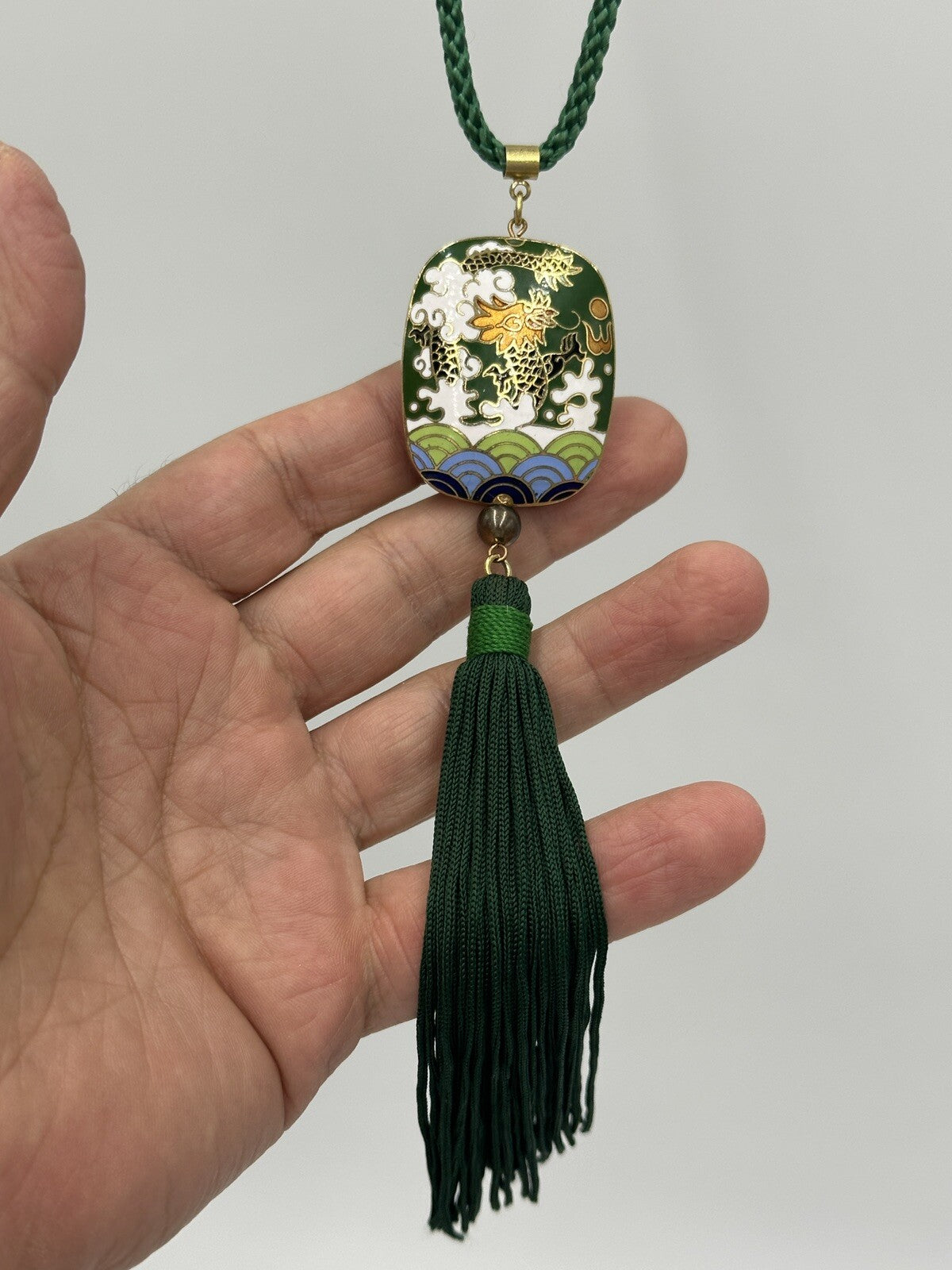 Necklace Tasseled Enamel Pendant Asian Dragon Design Gold Tone Vintage Green