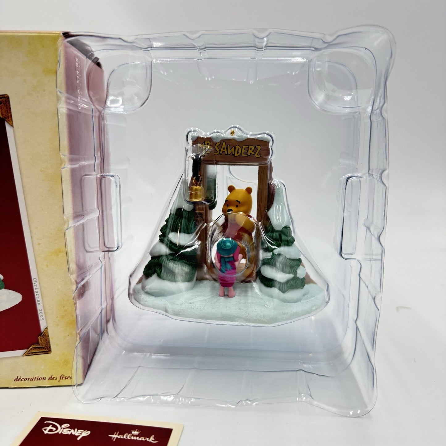 Hallmark WINNIE the POOH and PIGLET Gift Exchange 2005 Keepsake Ornament