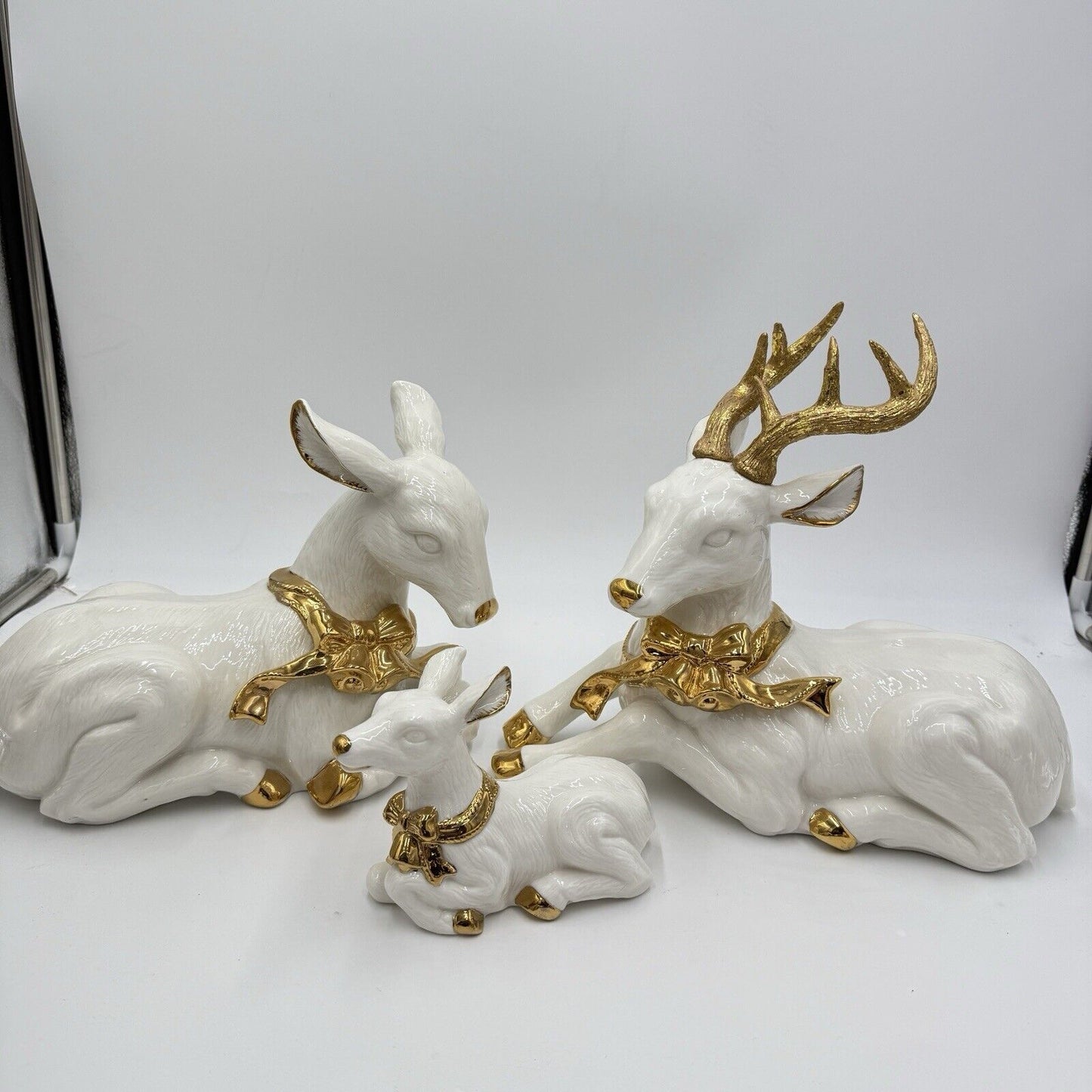 1999 Grandeur Noel 3 Piece Porcelain Deer Family Christmas Figurines #663688 Box