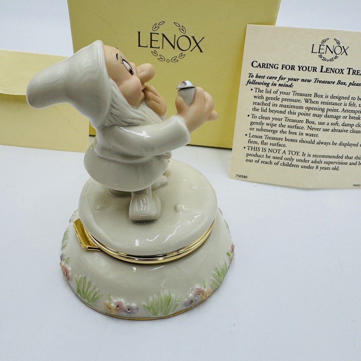 Lenox Porcelain Disney Showcase Bashful Treasure Box Trinket Box Figurine