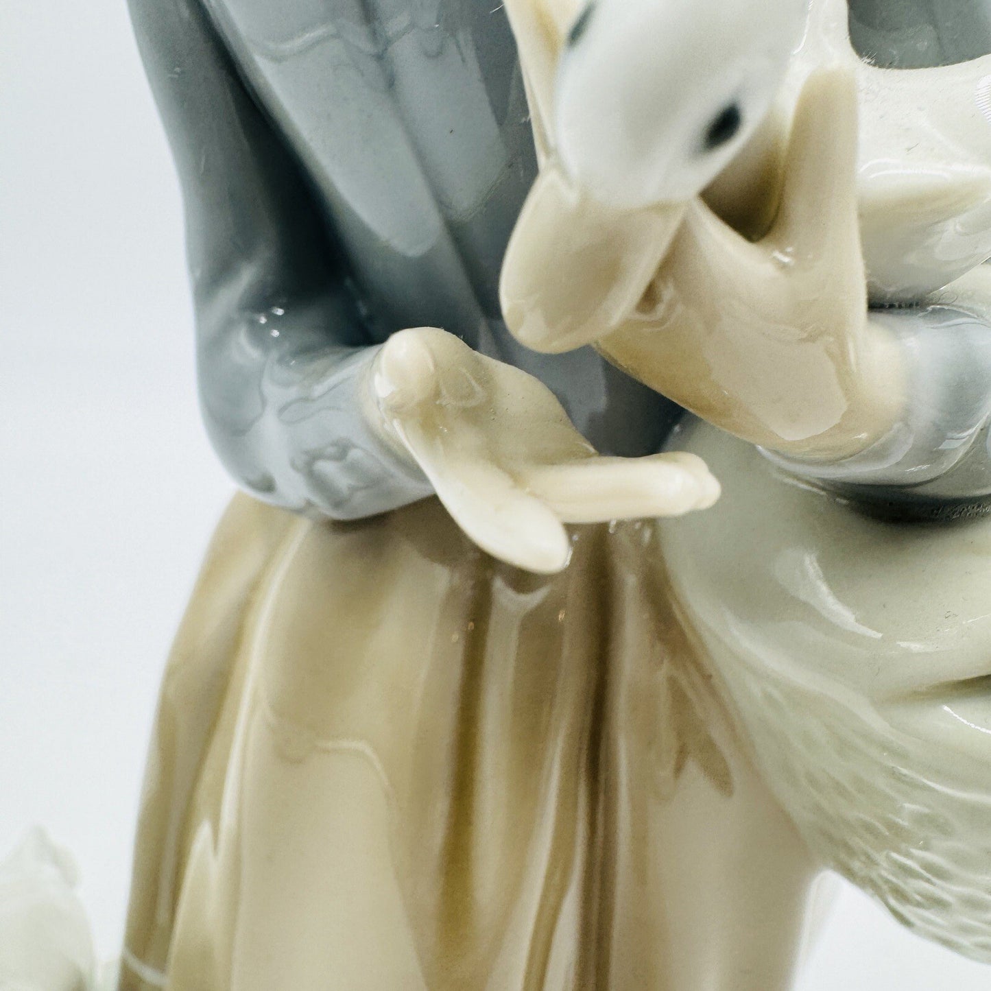 Lladro Shepherdess Girl & Ducks/Geese Basket Porcelain Figurine Spain 9in