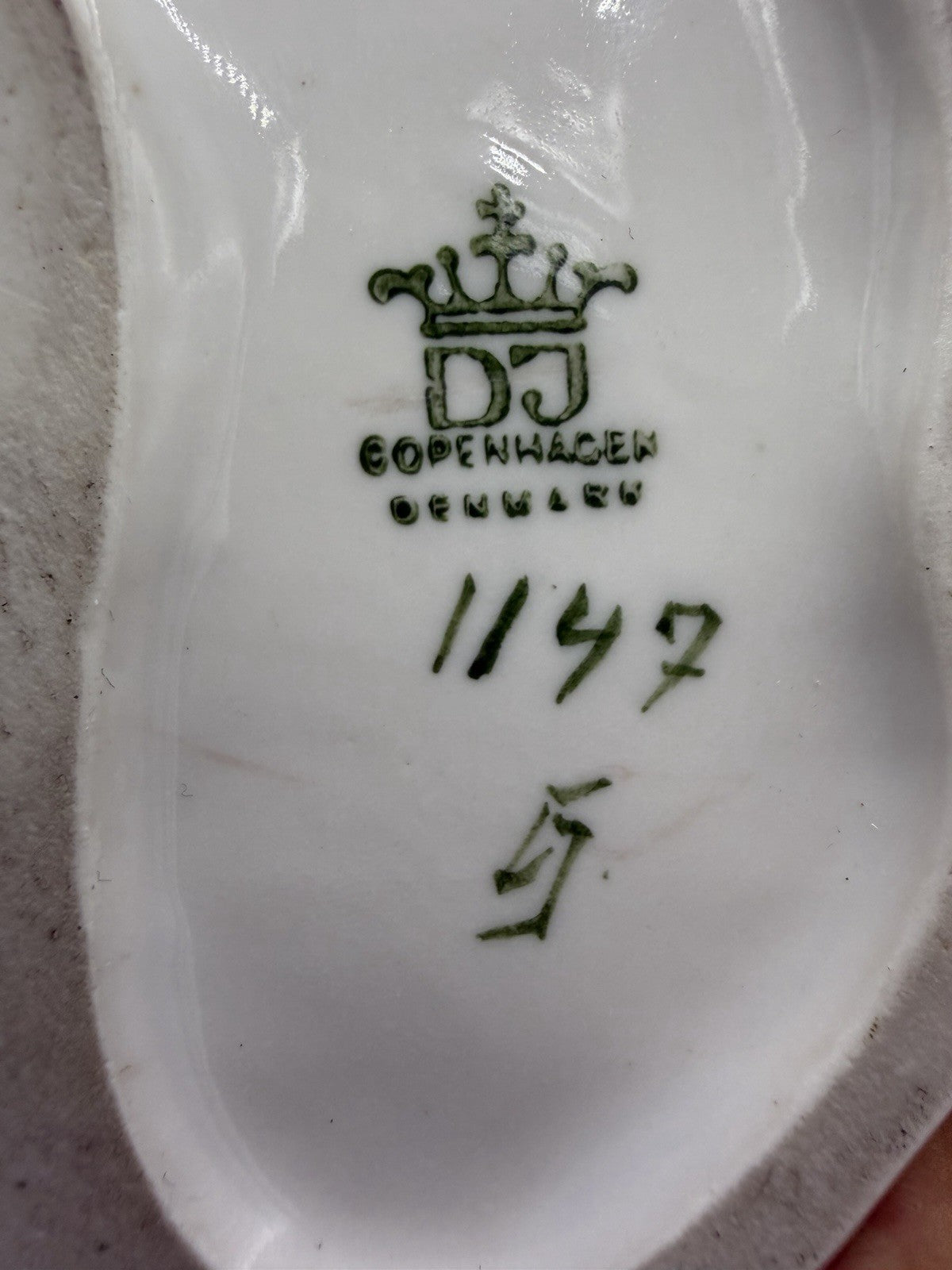 Dahl Jensen Copenhagen Denmark Porcelain Hand Painted deer Lying Figurine #1147