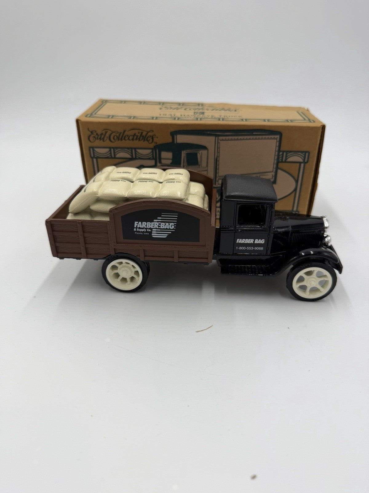 ERTL 1931 Hawkeye Truck Die-Cast Coin Bank Faber-bag & Supply Co Peosta Iowa