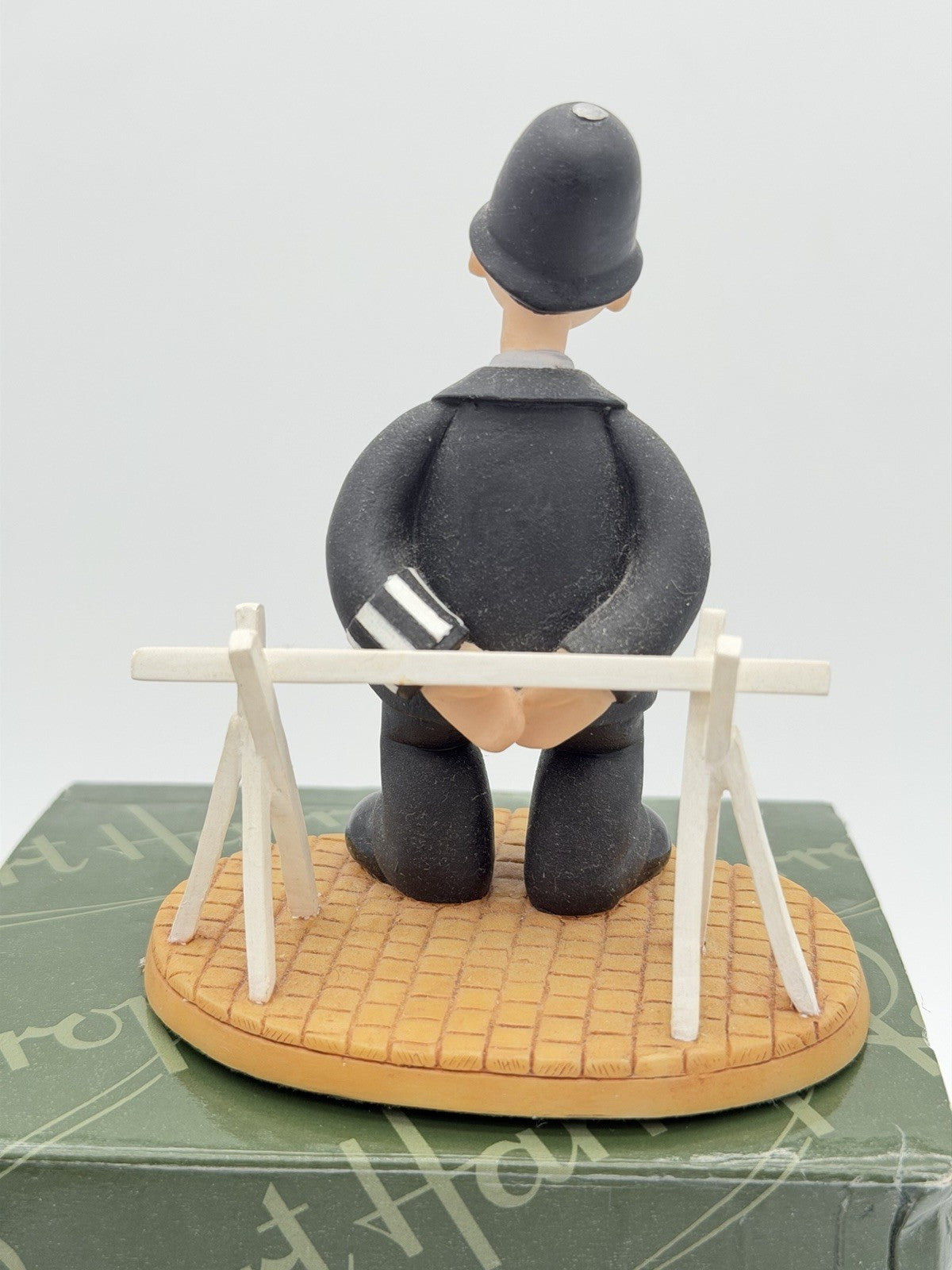 Robert Harrop Camberwick Green Bees By Bakery Figurine NIB England Police Office