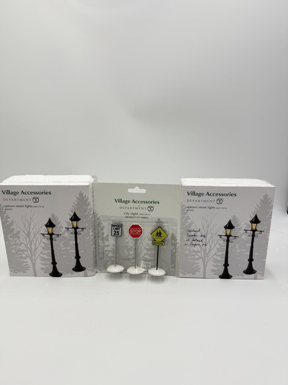 Department 56 Village Accessories Uptown Street Lights & City Signs Set