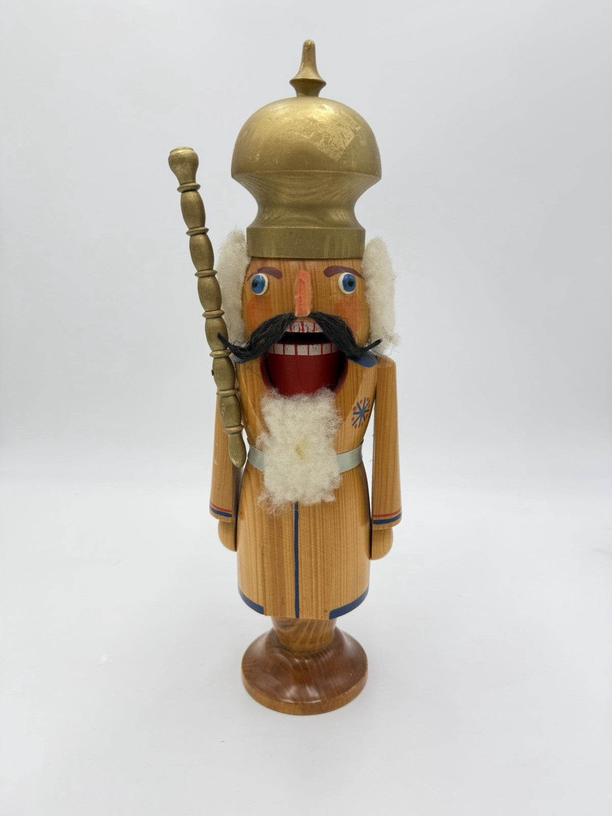 Vintage EZGEBIRGE King Soldier Natural Wood DDR Folk Art German Nutcracker 12”