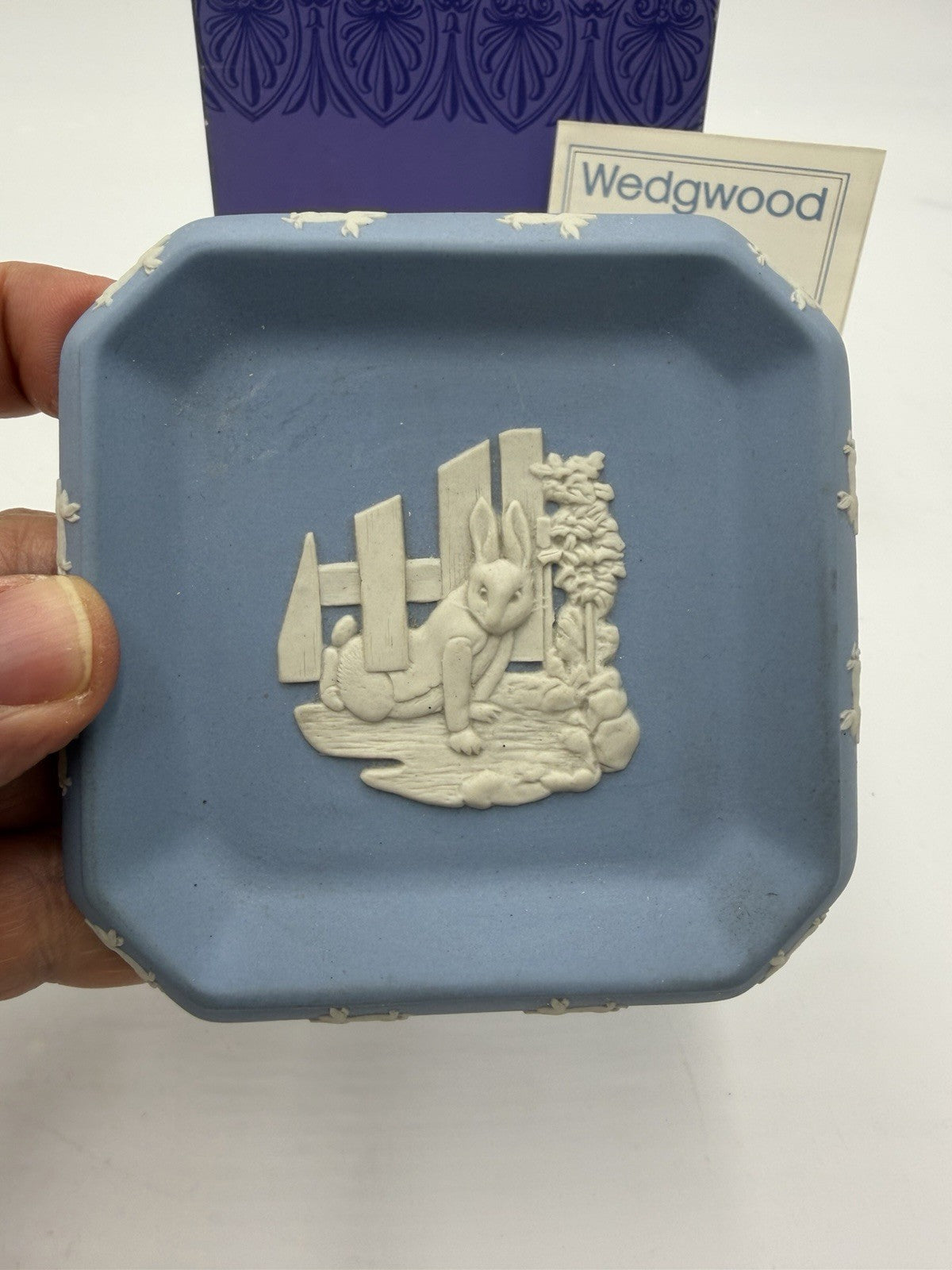Wedgwood Jasperware Blue Peter Rabbit Bunny Easter Square Treasure Tray 4”