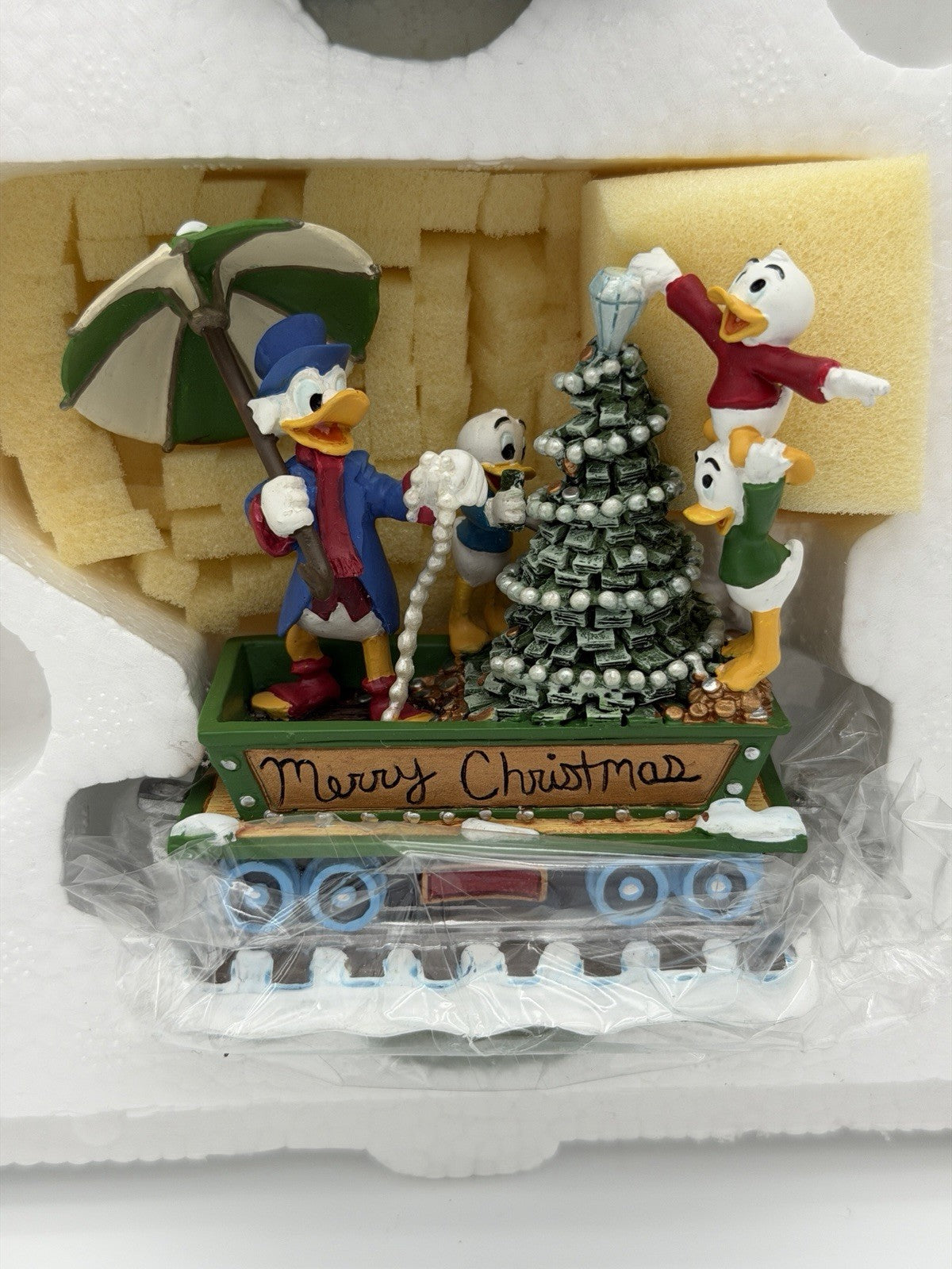 The Danbury Mint Disney Goofy Holiday Express Christmas Train Figurine Resin Set
