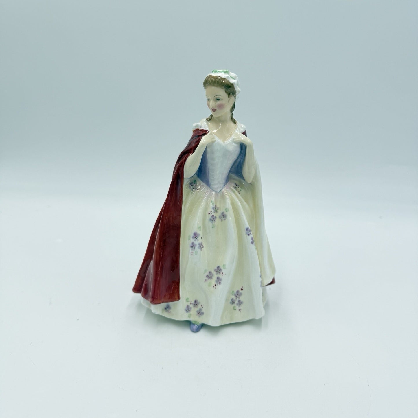 Vintage Royal Doulton Porcelain Figurine Bess  HN.2002 Antique Painted Lady 7.5"