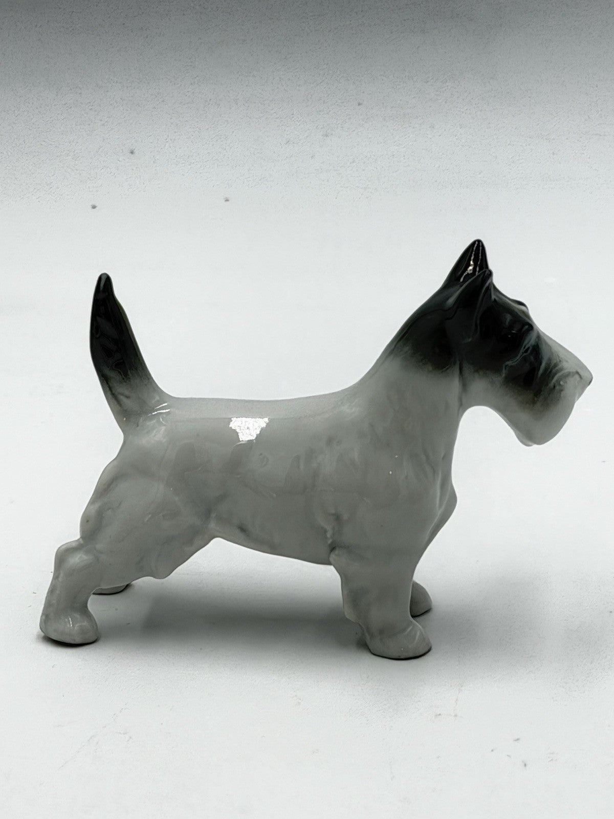 METZLER & ORTLOFF  Germany Porcelain Scottish Terrier Dog Figurine 3”rare Vtg