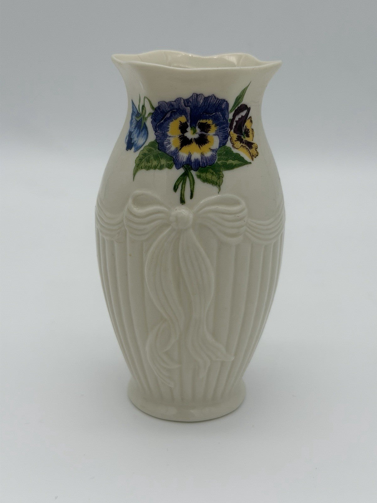 Belleek Ireland Porcelain Enchanted Garden Pansy Vase Millennium 2000 Painted 5”